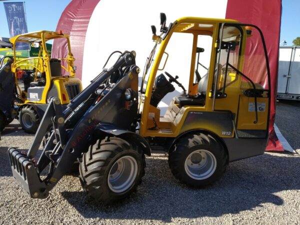 Eurotrac W12-S – Bild 2