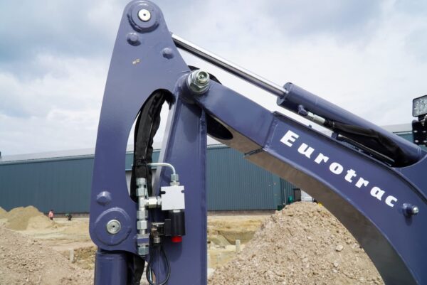 Eurotrac HE18-SR – Bild 23